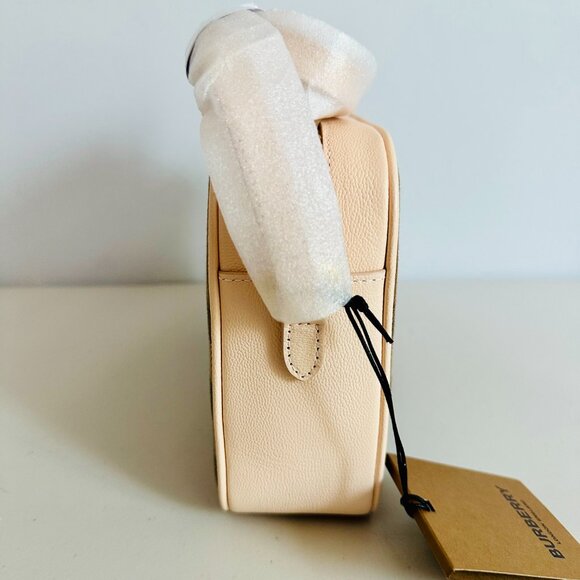 BURBERRY LONDON LARGE HOUSE CHECKS PALE CAMEO LIGHT PINK SALMON CAMERA BAG $1250 - Picture 3 of 9